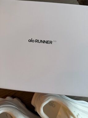 ALO Yoga Runner Athletic Shoes in White